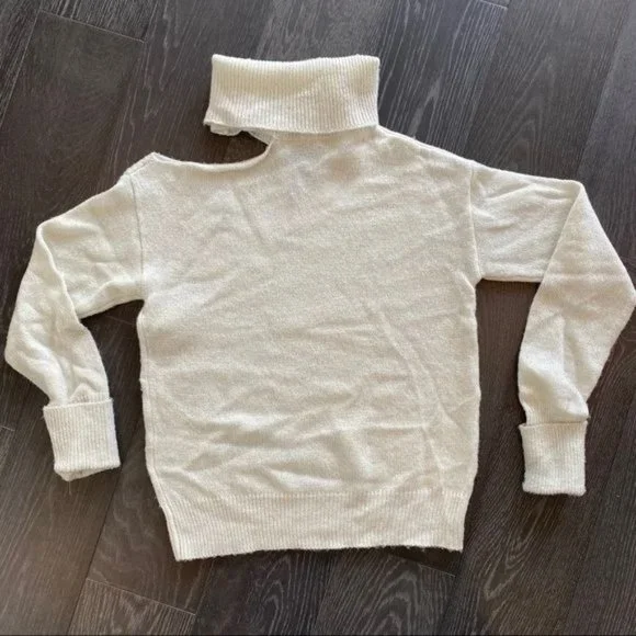 Paige Raundi Cold Shoulder CutOut Metallic Lurex Knit Relaxed Turtleneck Sweater - Picture 12 of 16